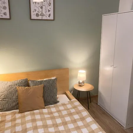 Dembi At The Great Park